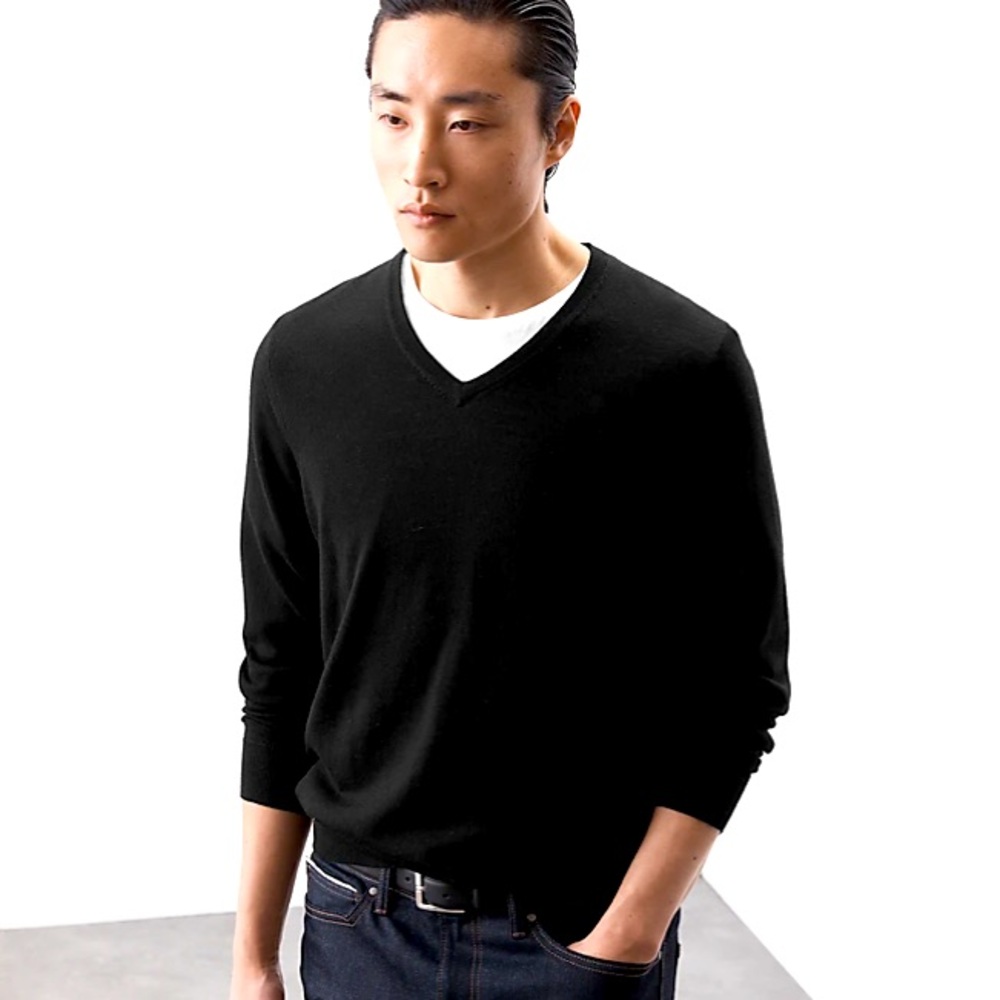 Garret Scott Black Merino Wool V-Neck Sweater Mens Small